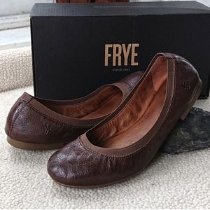 Frye "Carson Gore Ballet" Leather Flat